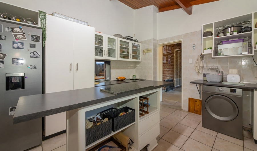 3 Bedroom Property for Sale in Wilgenhof Free State